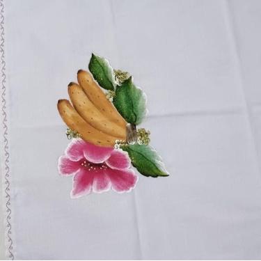 Imagem de Pano De Prato Pintado à Mão - Desenho de Banana BORDADO NAS LATERAIS - 100% ALGODÃO