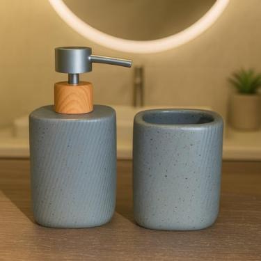Imagem de Kit de Banheiro 2 Peças para Lavabo Banheiro Porta Sabonete liquido Dispenser e Porta Escova de Dente Cerâmica para Pia Decoração Moderno Estilo Madeira (GRANITO CINZA)