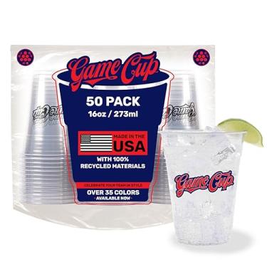 Imagem de Game Cup Copos de plástico transparente de 473 ml (pacote com 50) feitos nos EUA de plástico PET reciclado | Copos de plástico descartáveis transparentes 100% recicláveis para festas, festas ao ar