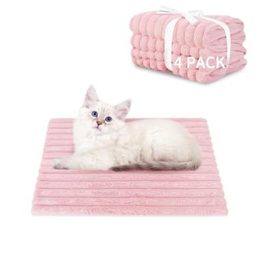 Imagem de NWK Pacote com 4 tapetes fofos para gatos autoaquecidos, cobertor para gatos, tapete térmico para cães, lavável, fundo antiderrapante para sofá, caixa, canil e assento de carro (rosa blush, pequeno