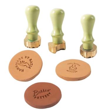 Imagem de Conjunto de 3 carimbos de argila personalizados, carimbos de cerâmica personalizados com molde de latão, ferramentas de cerâmica com seu design para ceramistas, assinatura de artesãos (6,5 cm)