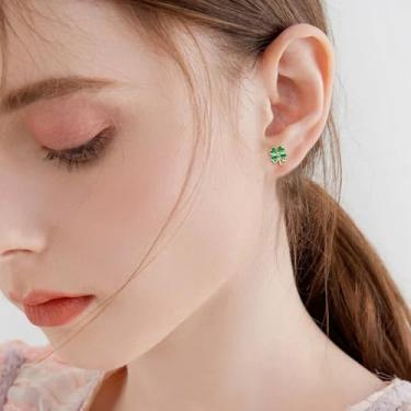 Imagem de Brincos de cartilagem de folha de trevo pequeno para mulheres, dourado, delicados, minúsculos trevos irlandeses, brincos de flor de trevo irlandês, sorte, dia de São Patrício, acessórios para vestido