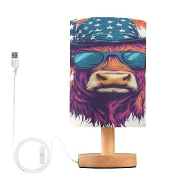 Imagem de Joisal Luminária de vaca Highland Bandeira Americana Abajur amigável para os olhos Pequeno abajur noturno, luz de quarto