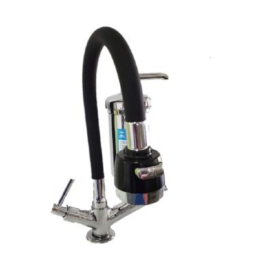 Imagem de Torneira com Filtro Bica Preta Dois Jatos Bancada ou Mesa