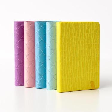 Imagem de caderno de bolso com pauta efeito holografico 14x10 cm - Taiwan Collec