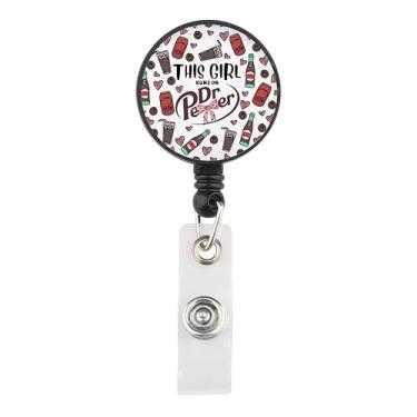 Imagem de Lywjyb Birdgot Carretel de crachá de refrigerante para bebidas carbonatadas presente para amantes de bebidas alcoólicas presente para viciados em refrigerantes (emblema D Pepp)