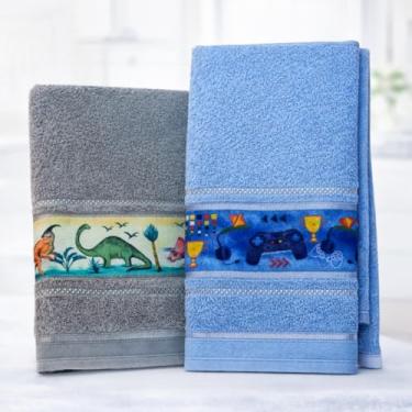 Imagem de KIT 2 Toalhas de Banho Infantil Felpuda Para Criança Com Faixa Decorada (Menino - Azul Game e Platina Dinossauro)