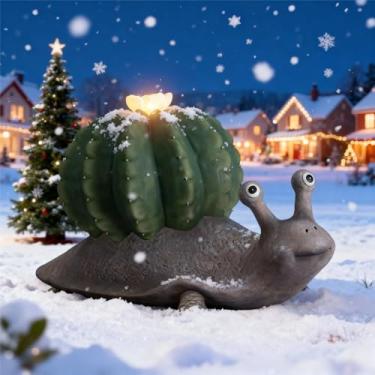 Imagem de Etlemonde Luz decorativa de gnomo de cacto movida a energia solar - Ornamento caprichoso ao ar livre com flor de LED para decoração de jardim, pátio e quintal (caracol de cacto - pena)