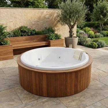 Imagem de Spa com Hidromassagem Redondo Flora Top Line Ouro Fino com Aquecedor e Cromoterapia LED Gel Coat Branco 220V Branco