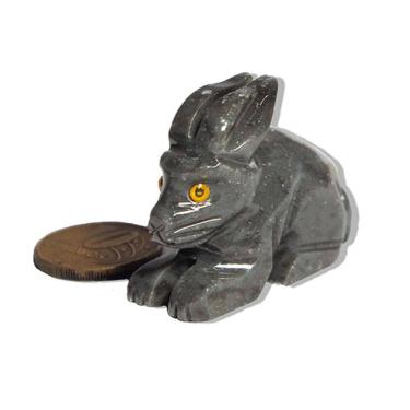 Imagem de 01 Coelho Preto Esculpido Artesanato em Pedra Dolomita