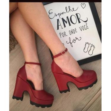 Imagem de Sandália Tratorada Vermelha  do 34 ao 39 - Cheia de Estilo 
