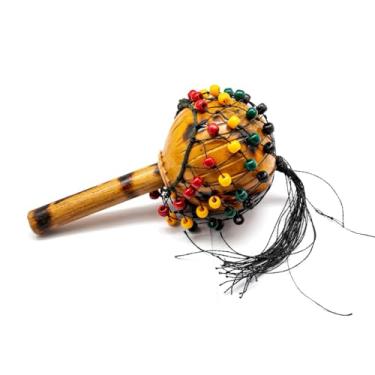 Imagem de Instrumentos de Capoeira, Percussão Afoxé em Coco com Miçangas Instrumento Musical Unitario, 12×14×25cm