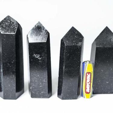 Imagem de 01 kg de Pontas de Quartzo Preto Lapidado T Médio - Gerador - Cristais