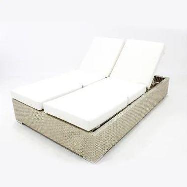 Imagem de Espreguiçadeira Dupla de Piscina Fibra E Alumínio. - Sarah Móveis