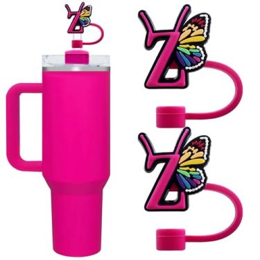 Imagem de Lindas capas de canudo com letra inicial para copos Stanley 20/30/1,134.0 g - tampas à prova de poeira de 10 mm/0,4 pol. - Protetor reutilizável para canudos de 9 a 10 mm, 2 peças