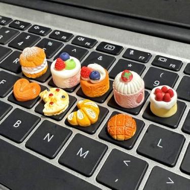 Imagem de 20 peças de adesivos de teclado elevados para unhas longas, capas de teclado de digitação confortáveis de bolo de resina para digitação e jogos usando em laptop, PC, computador, mesa, presente de