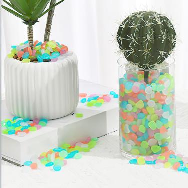 Imagem de Conjunto de pedras que brilham no escuro, pedras decorativas luminosas para caminhos de jardim, pátio, aquário, lago, paisagismo, uso doméstico (multicolorido-100)