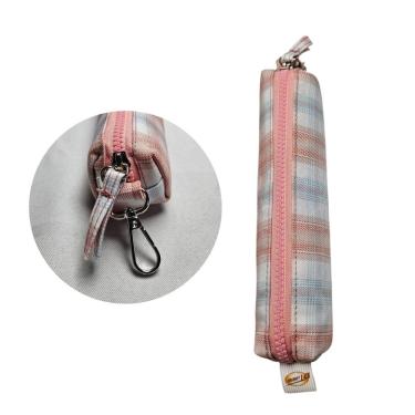 Imagem de Estojo Escolar Xadrez Rosa Claro com Pompom Multiuso Organização Colorido Aula Lápis Caneta Matéria