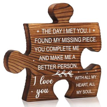 Imagem de Presente romântico para namorada, esposa ou marido, placa de quebra-cabeça rústica de madeira com citação "You Complete Me", Love You Forever Dia dos Namorados, presente de casamento, lembrança de