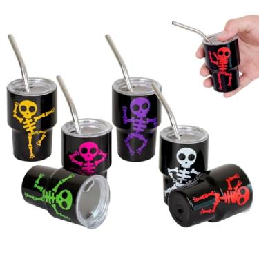 Imagem de Mini copos de shot com tampas e canudos, copo de aço inoxidável com isolamento térmico de 85 g, estilo Halloween, para bebida, coquetel, bar, festa na praia, presente (6 pacotes) (esqueleto colorido