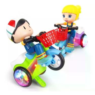 Imagem de Brinquedo Triciclo Infantil Eletrônico com Luzes, Som, Empina e Gira 360º, Plástico, 18x12x19 cm, 3+ Anos