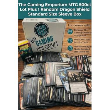 Imagem de The Gaming Emporium 500 Assorted Magic: The Gathering Cards Lot (Plus 1 Random Dragon Shield Standard Size Card Matte Sleeves 100 CT)
