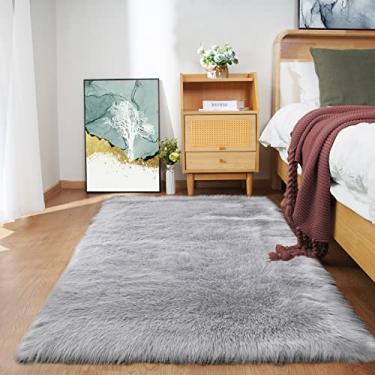 Imagem de Goolela Tapete de pele de carneiro peludo cinza 7,6 x 12,7 cm, lavável de pele sintética, tapete macio e fofo para quarto, tapetes de pelúcia para sala de estar, berçário, tapete infantil, decoração de casa, tapete felpudo