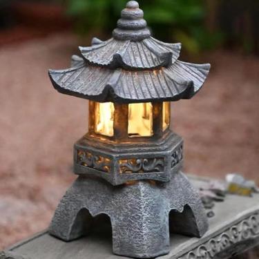Imagem de Lâmpada De Pagode Solar Retrô Torre De Luz De Jardim Estátua Ltern Ip55 à Prova D'água Solar Led Luz Escultura Ao Ar Livre Decoração De Jardim De Gramado, 1pc