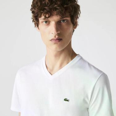 Imagem de Camiseta Masculina em Jérsei de Algodão Pima com Gola V-Masculino