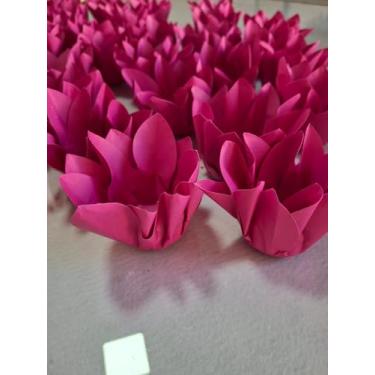 Imagem de Forminhas para doces casamentos festas Modelo Bicudas (Fucsia)