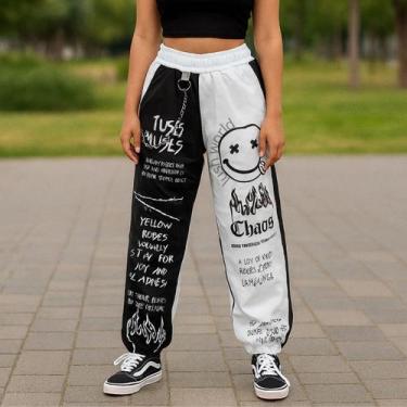 Imagem de Calça Tumblr Y2K Gótica Bicolor com Frases Estilizadas e Corrente Emoj