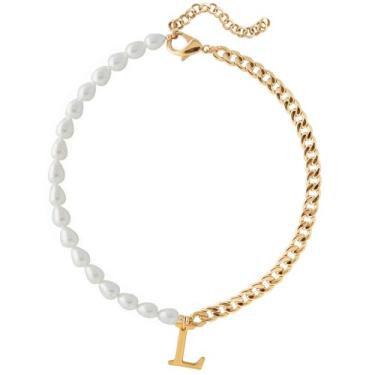 Imagem de Wellike Colar de corrente de meia pérola, meia Cuba, com iniciais, aço inoxidável, PVD, pingente de ouro 18K, gargantilha grossa de ouro com caixa de presente, Standard, Pérola, Pérola de vidro