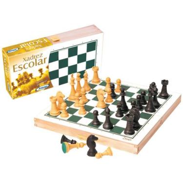 Imagem de Jogo de Xadrez com Caixa de Madeira e Peças Plásticas - Xalingo