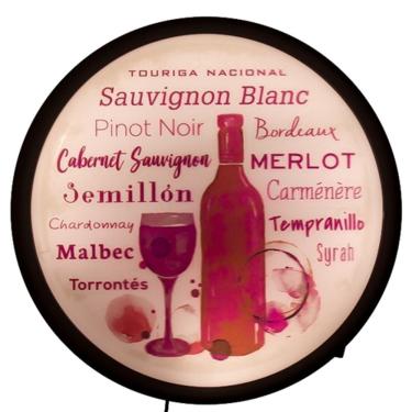 Imagem de Luminária Vinhos Merlot Lovers Tpc com Luz LED Inclusa para Indicar Tipos de Bebida e Criar Clima Romântico