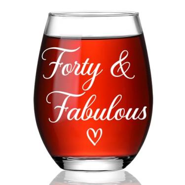 Imagem de Ymzkpoa Presentes de aniversário de 40 anos para mulheres, quarenta e fabulosos copos de vinho sem haste, presentes de 40 anos para ela, irmã, mãe, mãe, amigos, colegas de trabalho, decorações de