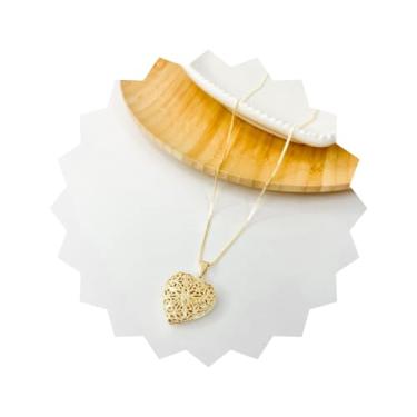 Imagem de ROHNES Colar Relicário de Coração Bordado Folheado a Ouro 18k, Feminino, Prata, Aço Inoxidável