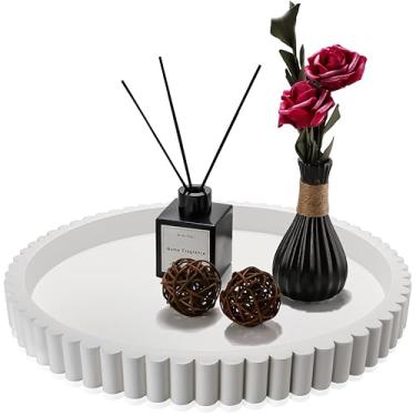 Imagem de Bandeja decorativa feita à mão de 30 cm para decoração de mesa de café, bandeja redonda decorativa de madeira branca para decoração de casa, decoração de sala de estar, decoração de mesa de centro ou