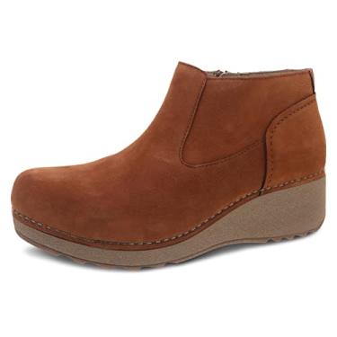 Imagem de Dansko Bota feminina Charlene Nobuck no tornozelo confort vel, suporte do arco, bota anabela, Gengibre mo do, 10.5-11