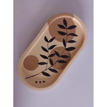 Imagem de Bandeja Oval de Concreto Artesanal Multiúso com Pintura Orgânica – Decorativa e Organizadora para Banheiro Escritório e Sala (Mod. 2)