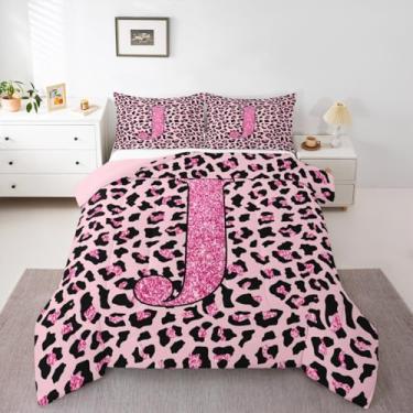 Imagem de jejeloiu Conjunto de edredom solteiro com estampa de leopardo, alfabeto personalizado, para crianças, meninos, meninas, safári, guepardo, estampa de pele de animal, rosa, letra J, 2 peças com 1 fronha