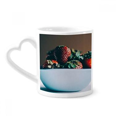 Imagem de Caneca com foto de morango fresco fotogreféu de frutas café cerâmica copo de coração de vidro
