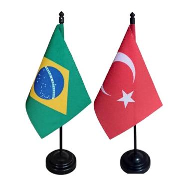 Imagem de Kit Bandeira de Mesa Brasil e Turquia, Decorativa, 26cm Altura Total, Multicolorido, 18x11cm, Tecido Oxford, Base Plástica, para Escritório, Eventos, Escolas