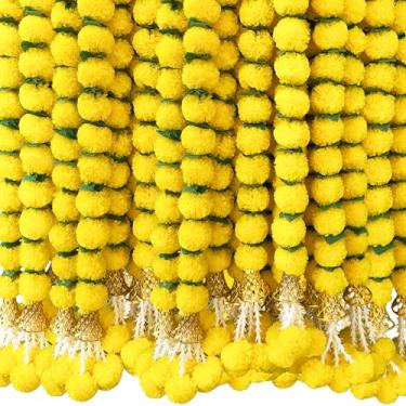 Imagem de DIYANA IMPEX Guirlanda de calêndula para decoração, 5 peças de 1,5 m de comprimento, flores artificiais de calêndula com sino, decoração indiana para Pooja/Diwali/casamento/Natal (amarelo e verde)