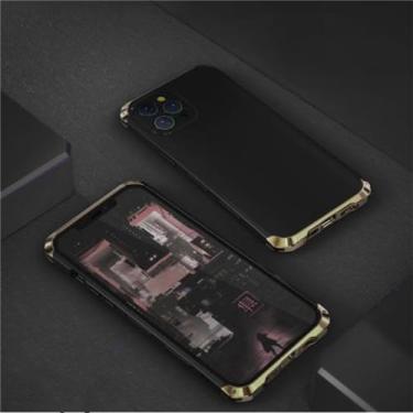 Imagem de Capa de metal com elemento à prova de choque para iphone 14 13 12 11 Pro Xs Max X Xr Se 8 Capa traseira de plástico híbrido de liga de alumínio rígido, dourada, para iphone XS
