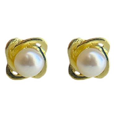 Imagem de Brinco em Ouro 18K com Pérola de 3.00 mm - Par de Brincos Elegantes - 
