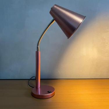 Imagem de Abajur Luminária De Mesa Rose gold de Metal Flexível com Interruptor -