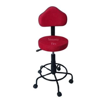 Imagem de Cadeira secretaria Verona  com regulagem de altura a gás - base de ferro - apoio para os pés suede vermelho