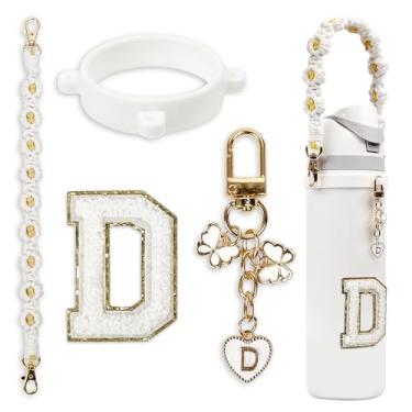 Imagem de SITKOL Lindo conjunto de pingentes de letras para garrafas de água e copos de café Owala 680 g, 947 g, 1,134 g - Inclui alça de alça, compatível com acessórios Owala Free Sip e Stanley Cup (branco, D)