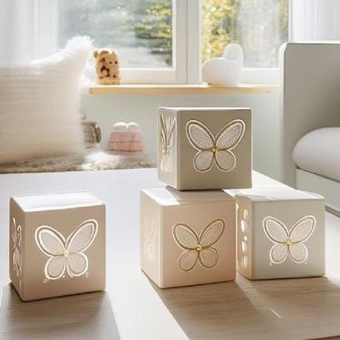 Imagem de 4 Cubos Iluminados Borboletas - Olá Bebê Decor