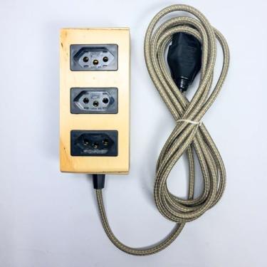Imagem de Régua Elétrica Power Strip 3 Tomadas 300 cm Extensão de Madeira (azul e dourado)